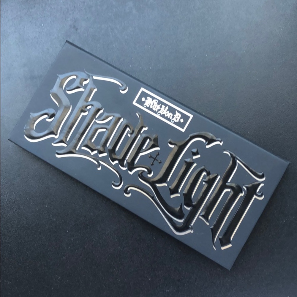 Kat Von D Shade & Light contour palette